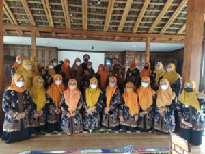 Edies Lyra Group Sambangi Sekolah di Seluruh Kecamatan Turi, Sleman untuk Meningkatkan Dukungan Pendidikan Lokal